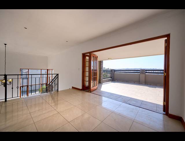 5 BEDROOM HOUSE FOR SALE IN BARBEQUE DOWNS